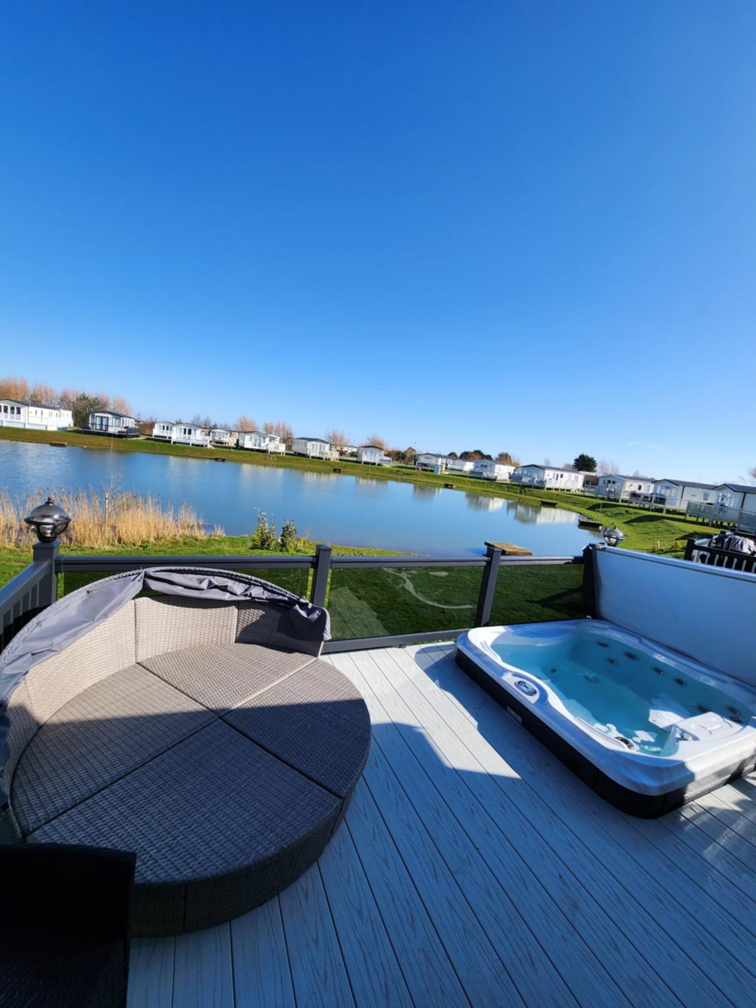 Pinewood Retreat 37 Fishing Lake With Hot Tub The Grange Mablethorpe Hotel Екстериор снимка